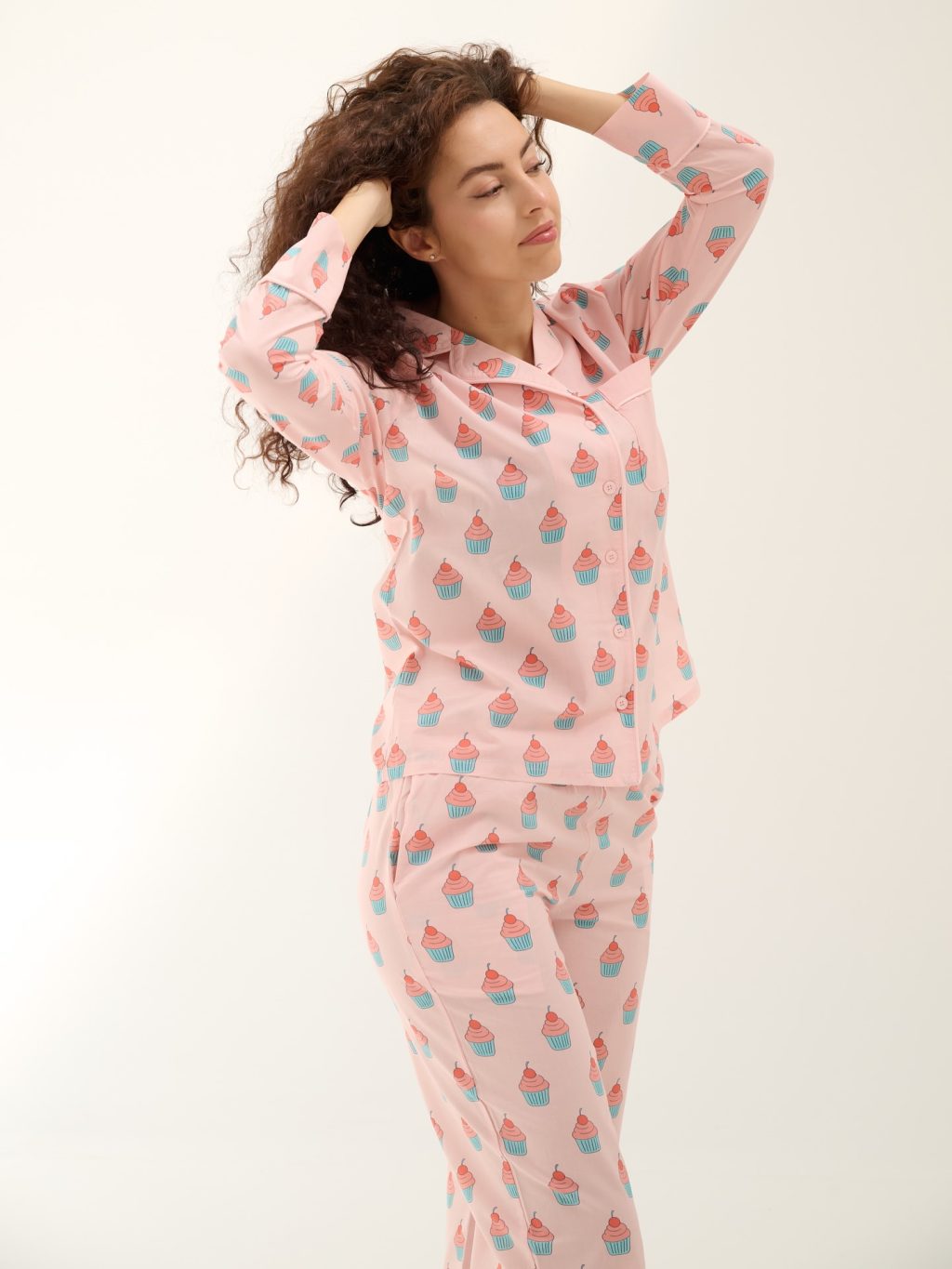 Instagram post from dream_wear.ae. This post is in position 2.